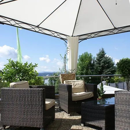 מלון Storchen ריינפלדן