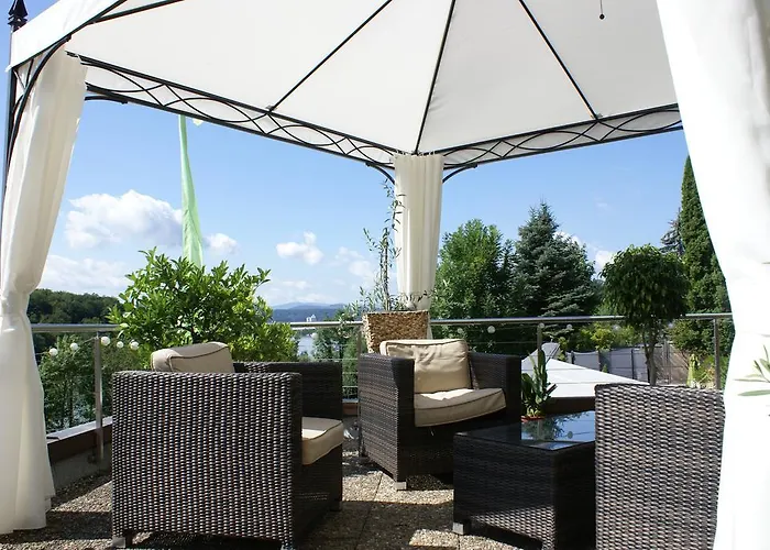 酒店 Storchen 莱茵费尔登